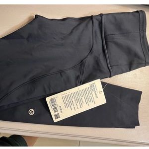 NWT Lululemon Fast Free HR Tight 25" Size 2 LW5BXQS TRNV Navy Nulux